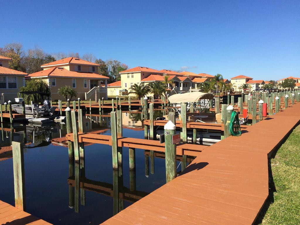 Tradewinds Homosassa Marina Resort Exterior photo